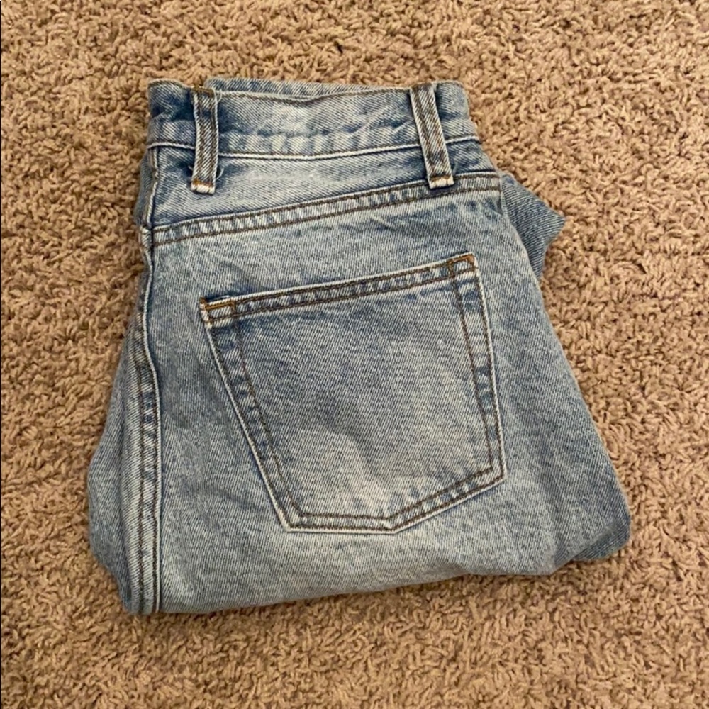 High waisted light wash jeans